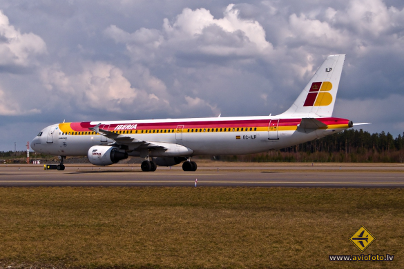 Airbus A321-211